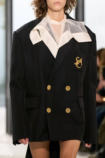Look 5